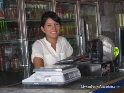 Alicia's Drive-through grocery store San Felipe - Cashier