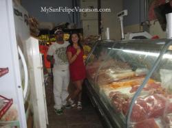 Alicia's Drive-through grocery store San Felipe - Meat Section